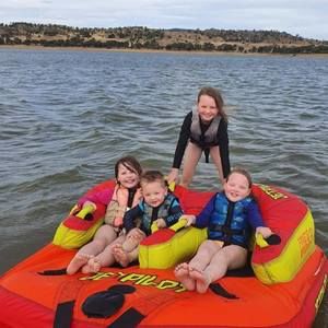 Meet your Posher, Danielle